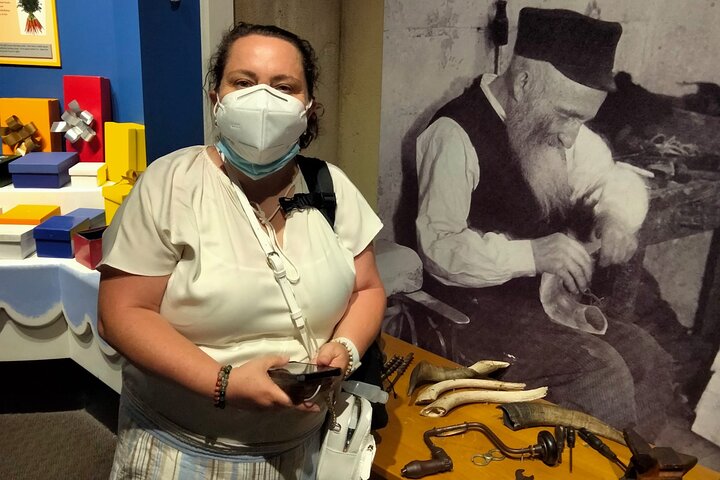 Experience And Learn About Hasidic People Lives And Culture - thumb 5