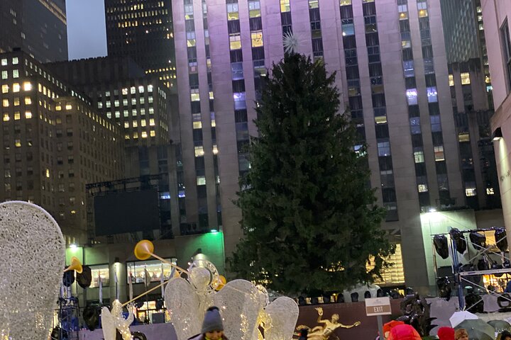 Ice Skating At The Rink At Rockefeller Center Plus St Patrick's Cathedral Tour - thumb 1