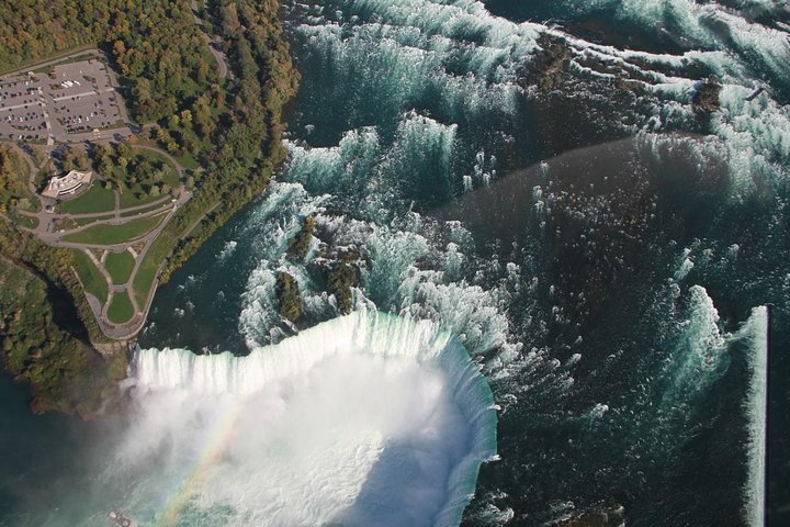 Ultimate Niagara Falls, USA Tour With Helicopter Ride And Lunch - thumb 2