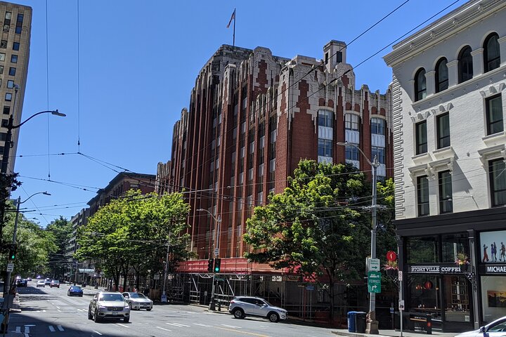 Historical Downtown Of Seattle: Self-guided City Exploration Game - thumb 4