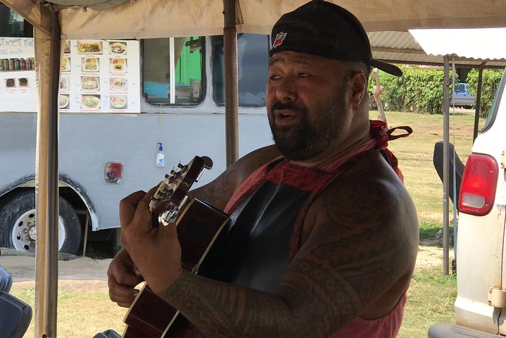 Oahu Highlights, Turtles & North Shore - Small Group Circle Island Tour - thumb 0