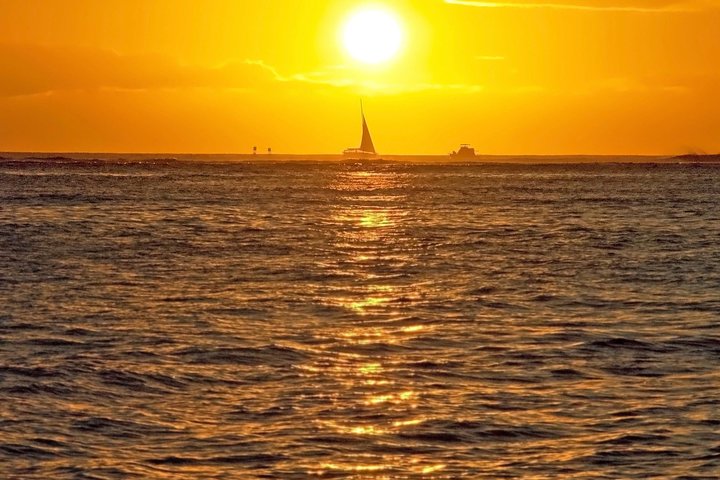 Waikiki Sunset Cocktail Cruise - thumb 4