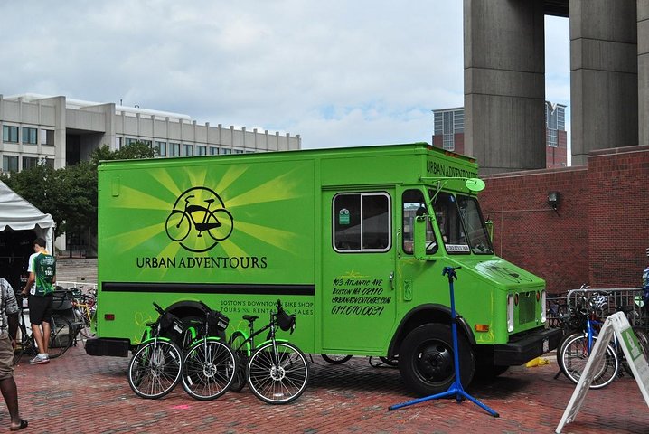 Boston's Emerald Necklace Guided Bicycle Tour - thumb 1