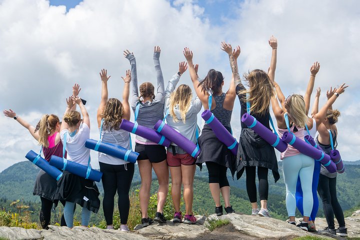 Mountaintop Yoga & Meditation Hike In Asheville - thumb 5