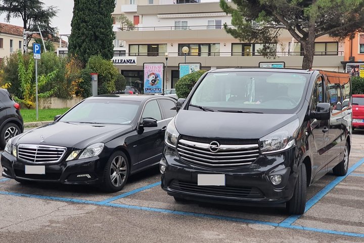 New York LaGuardia Airport (LGA) To Baltimore City - Arrival Private Transfer - thumb 4