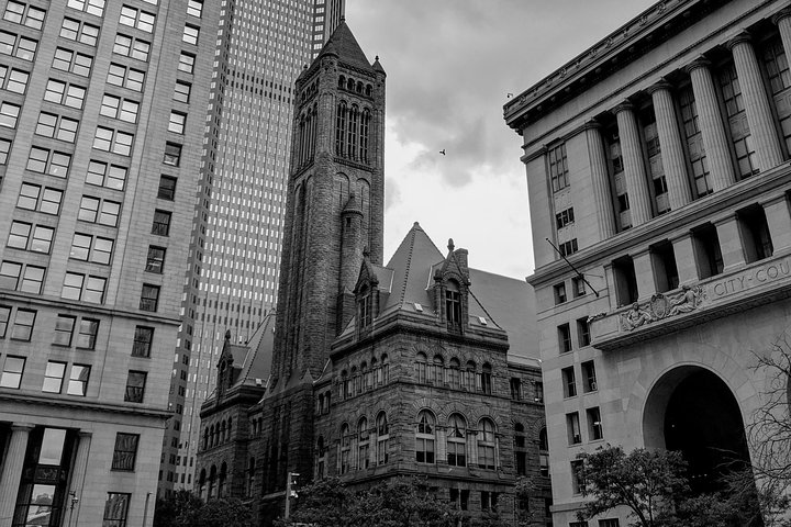 Black & Ghost Tour - thumb 2