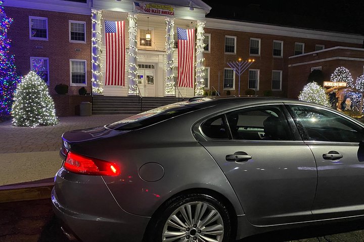 JAGUAR Chauffeur Car Service From Manhattan To JFK Airport - thumb 3