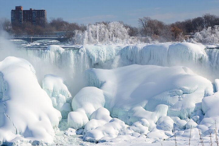 Best Tour In Niagara Falls American Side In April - thumb 4