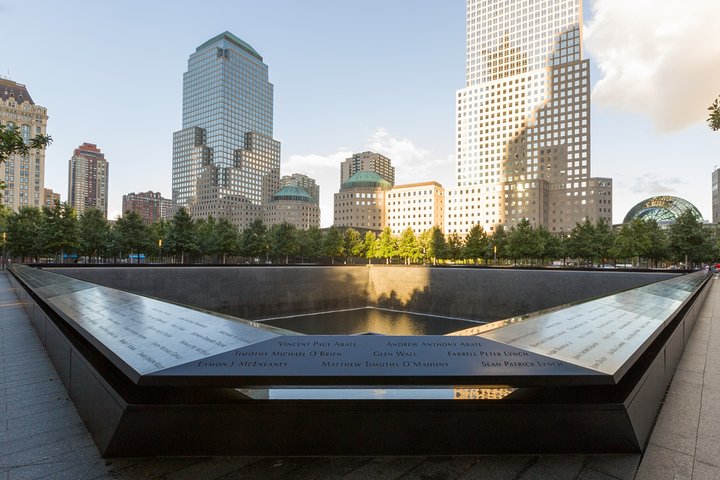 Private 4-hour Walking Tour Of Historic Downtown And 9/11 Memorial Tour - thumb 2