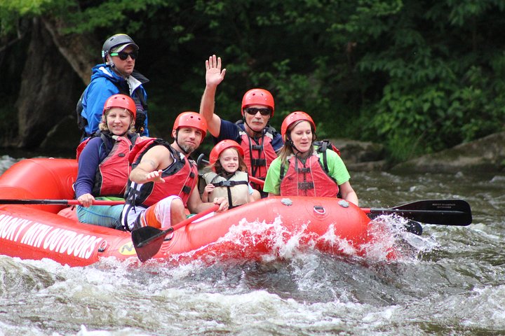 Lower Pigeon River Rafting Tour - thumb 5