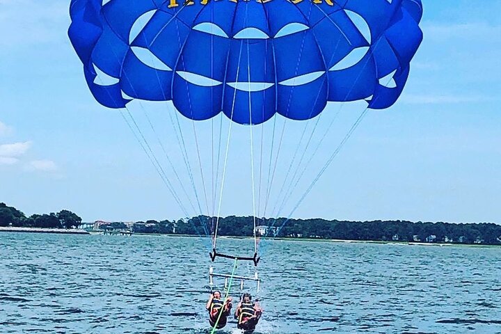 Parasailing Adventure At The Hilton Head Island - thumb 3