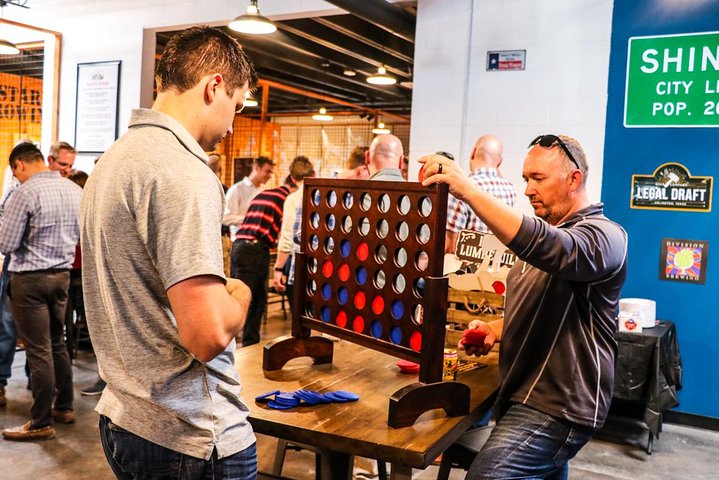 Axe Throwing - thumb 3