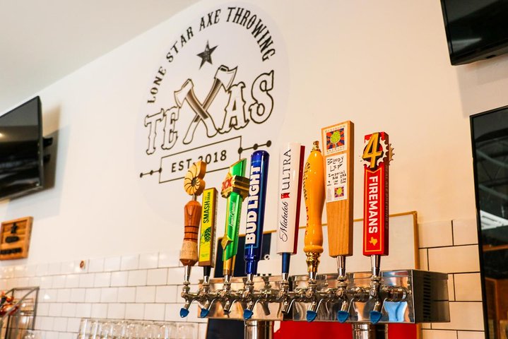 Axe Throwing - thumb 4