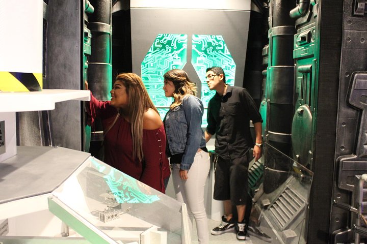 Encounter: Outer Space Theme Escape Room At Extreme Escape San Antonio - thumb 2