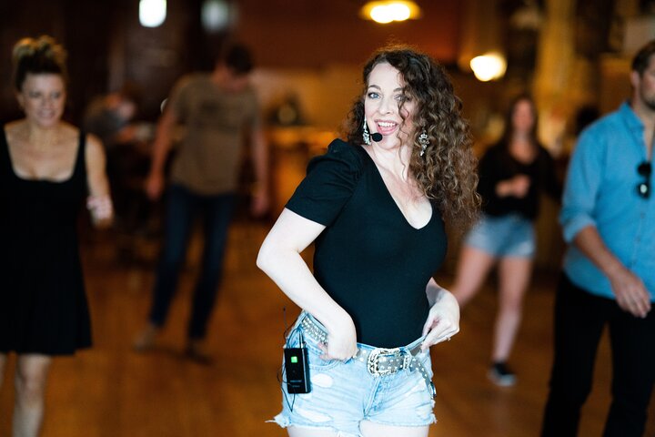 1-Hour Nashville Line Dancing Class - thumb 2