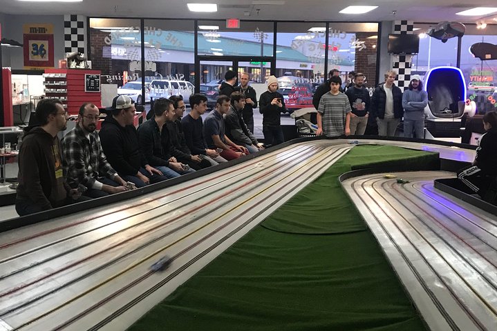 Slot Cars Racing Experience In Pigeon Forge - thumb 2