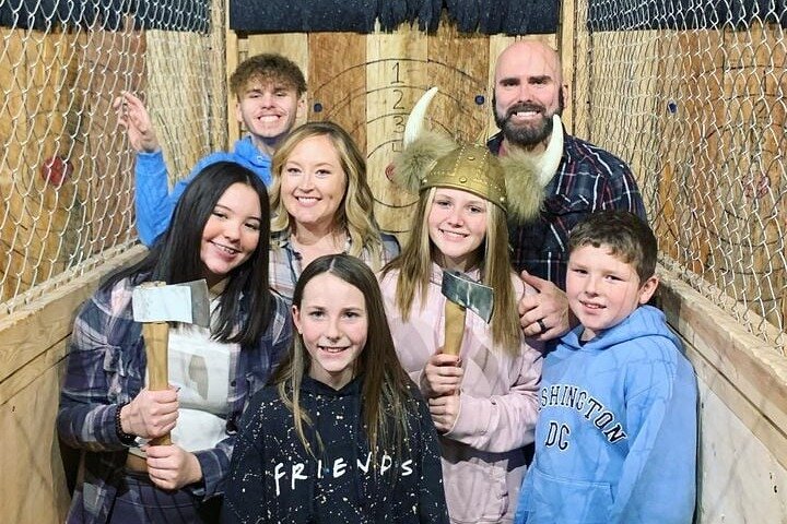 1 Hour Axe Throwing In Memphis - thumb 3