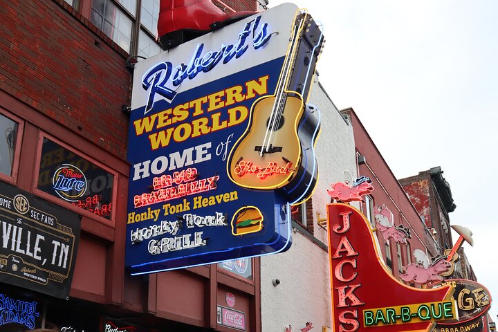 Orientation Walking Tour - thumb 1