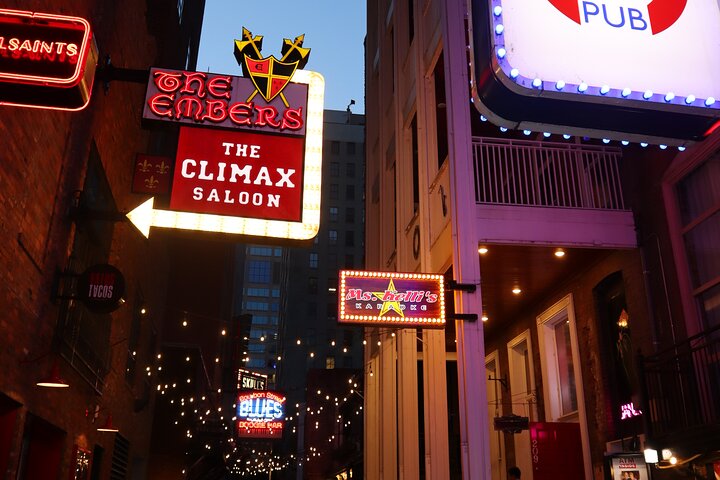 Orientation Walking Tour - thumb 4