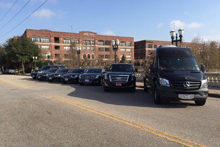 SUV Airport Transfer In Houston - thumb 0