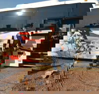 Mount Rushmore  Black Hills Tour Including 2 meals  a Music Variety Show - Students Accommodation