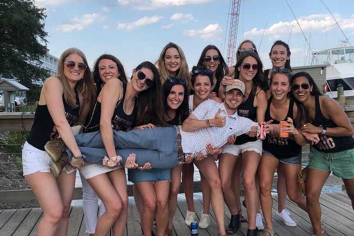 Shem Creek Walking Bar Tour- Small Group - thumb 1