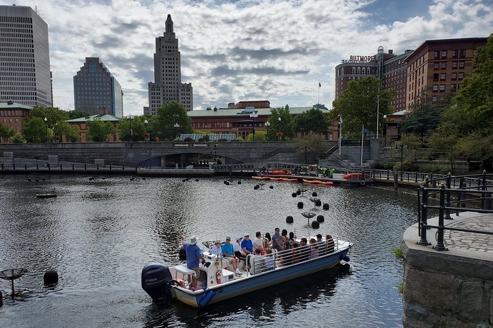 Narrated Boat Tours - thumb 1