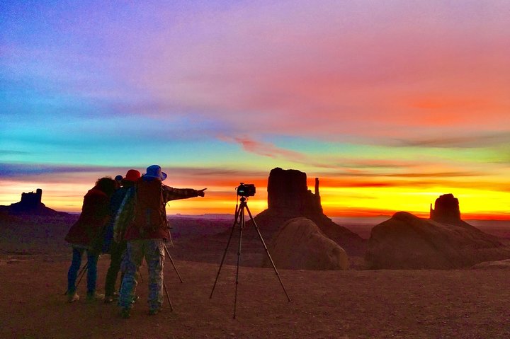 Sunrise Tour Of Monument Valley - thumb 0