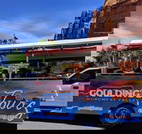 Deluxe Tour of Monument Valley 400pm - Students Accommodation