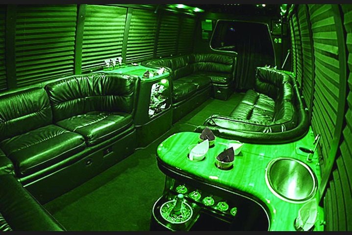 Woodinville Wine Tour By Limousine - thumb 2