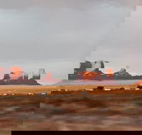 Private Monument Valley Horseback Riding Tour - Students Accommodation