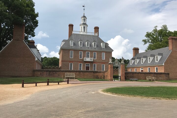 Private Guided Ghost Tour In Williamsburg - thumb 0