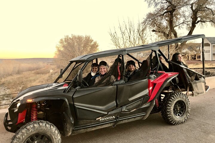 Off-Road Adventure to Glitter Mountain and Indian Petroglyph's