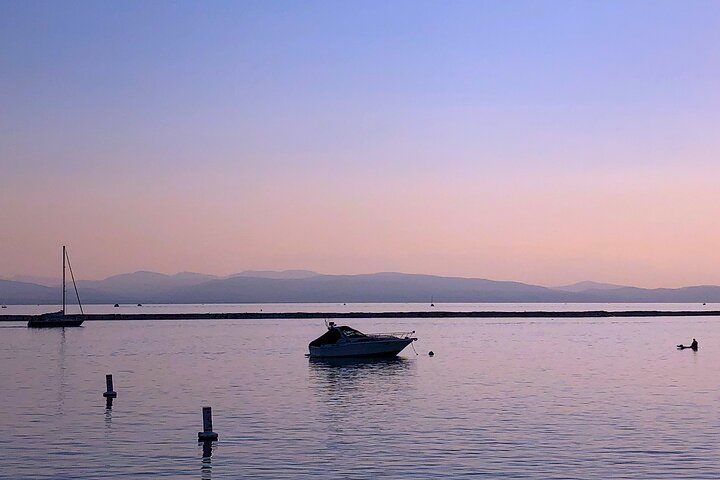 Smartphone-Guided Walking Tour Of Burlington - thumb 1