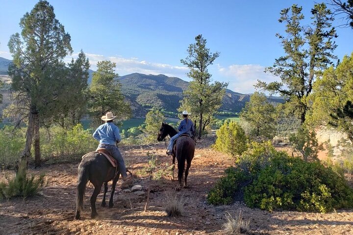 East Zion Horse Trail Riding - SUNSET & S'MORES TOUR - thumb 0