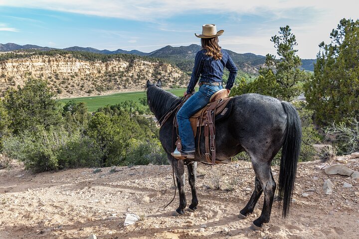 East Zion Horse Trail Riding - SUNSET & S'MORES TOUR - thumb 1
