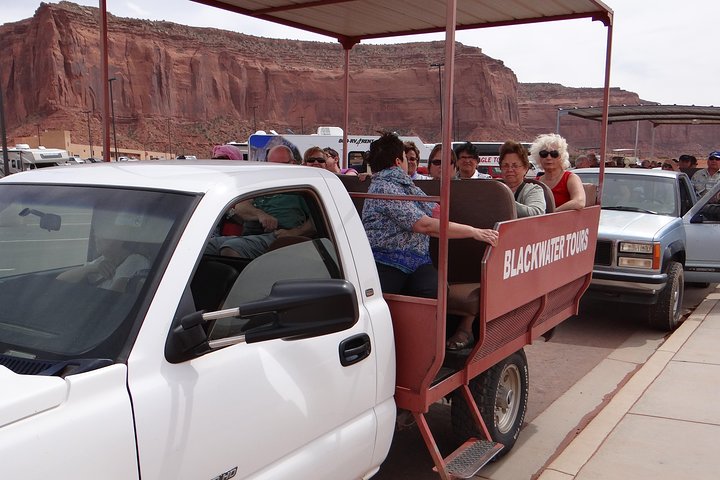 Blackwater Tours - 1.5 Hour Vehicle Tour Of Monument Valley - 2 Person Minimum - thumb 2