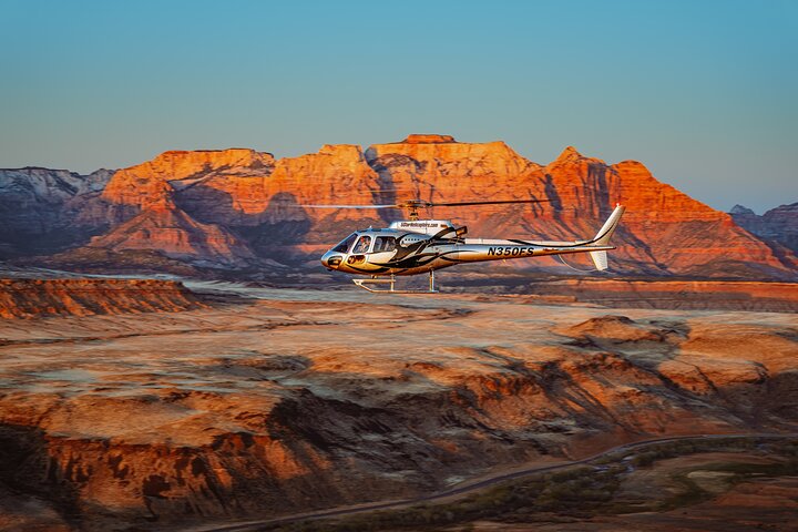35 Mile - Zion National Park Panoramic Helicopter Flight - thumb 4