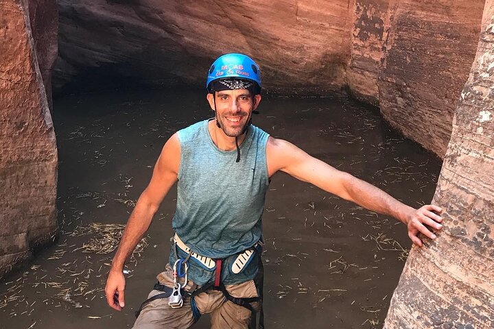 Private Full-Day Canyoneering Tour (In Moab) - thumb 2