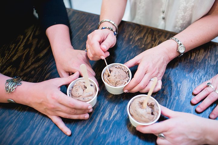 Downtown Richmond Booze & Bites Tour - thumb 3