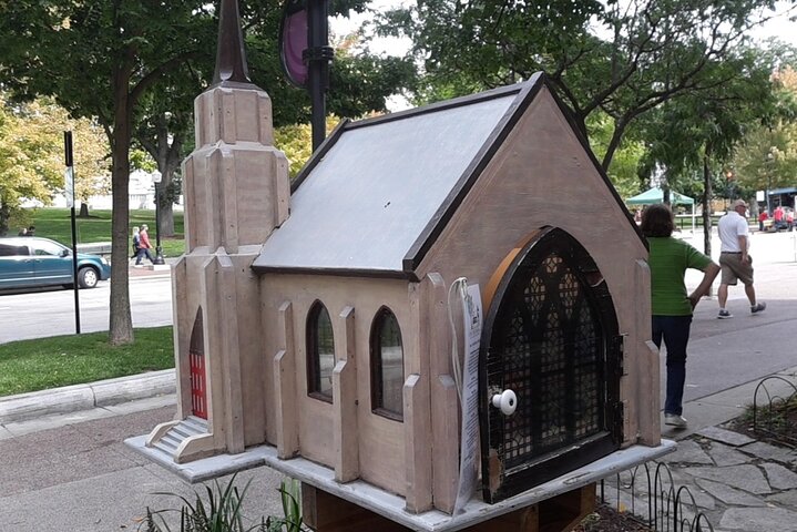 The Mad For Madison Scavenger Hunt - thumb 0