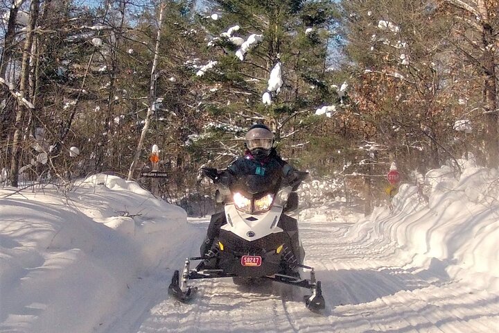 Northern Wisconsin Snowmobile Rentals - thumb 4