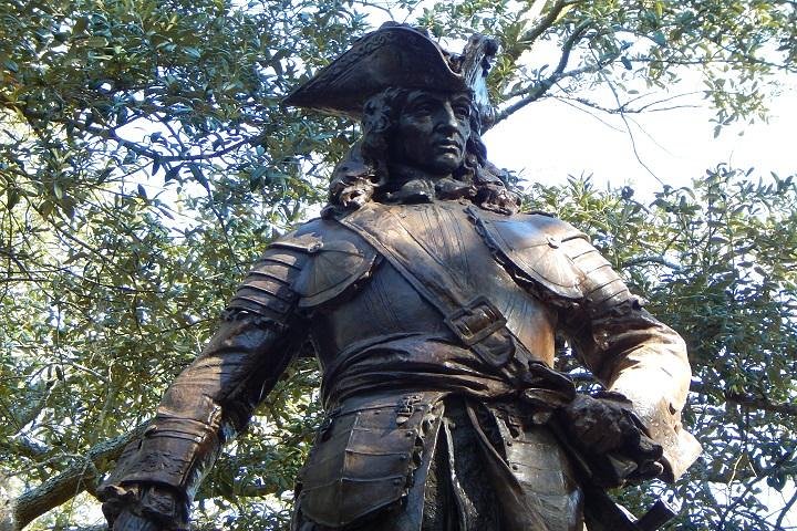 Walking Tour Of Savannah's Historic District - thumb 2