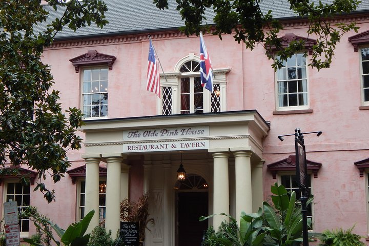 Walking Tour Of Savannah's Historic District - thumb 3