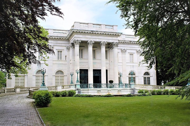 Newport Viking Trolley Tour With Breakers & Marble House Admission - thumb 2