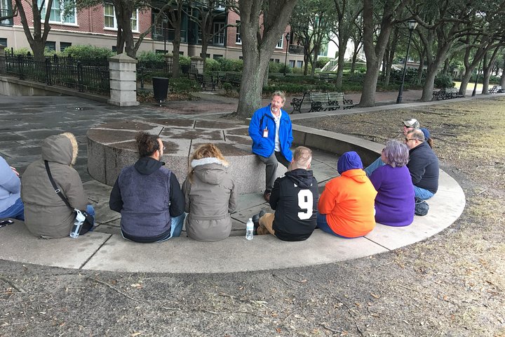 Charleston's Best History Walking Tour - 10 AM - thumb 1