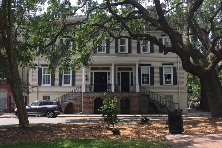 Explore Savannah History Walking Tour - thumb 5