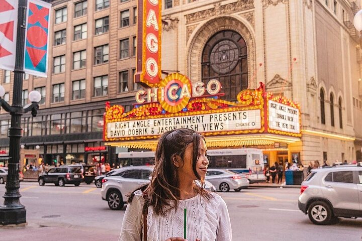 Chicago Private Instagram Car Tour (Private & All-Inclusive) - thumb 2