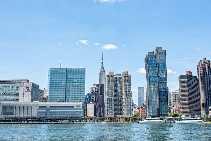 Circle Line: Complete Manhattan Island Cruise - thumb 4