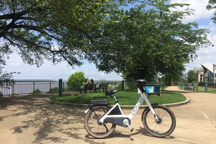 Memphis Guided Bicycle Tour - thumb 1